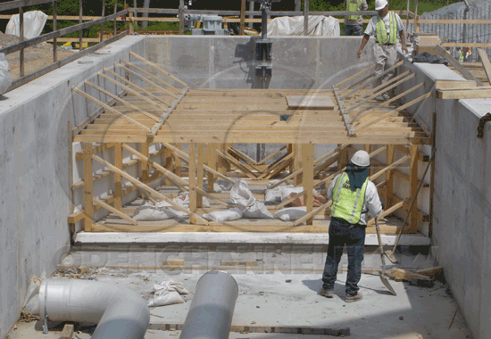 bracing / cribbing a large Parshall flume internally