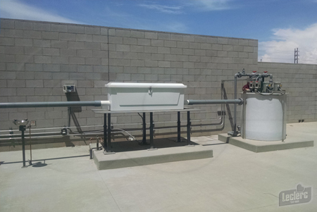 Flume enclosure mounted on an elevated support stand