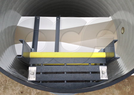 ladder grating in Parshall Flume manhole