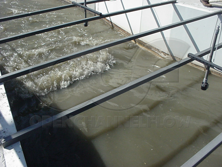 poorly distributed flow at the point of measurement of a Parshall Flume