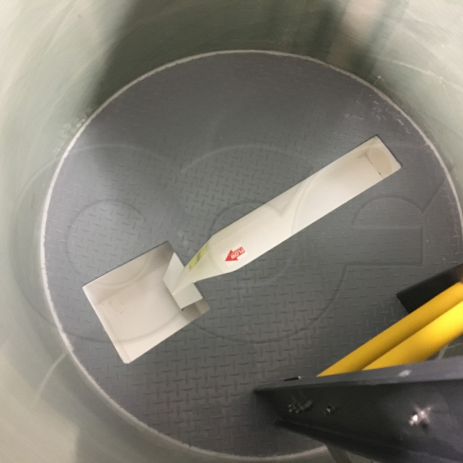 0.4-Foot HS Flume with Benching in a Fiberglass Metering Manhole