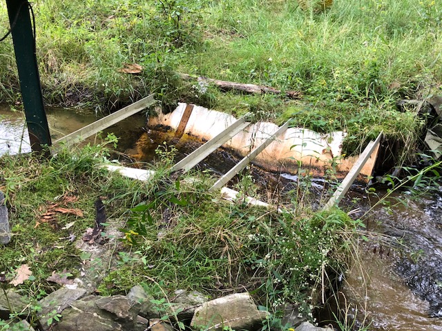 Stream Measuring 12-inch 45 Degree Trapezoidal Flume Installation