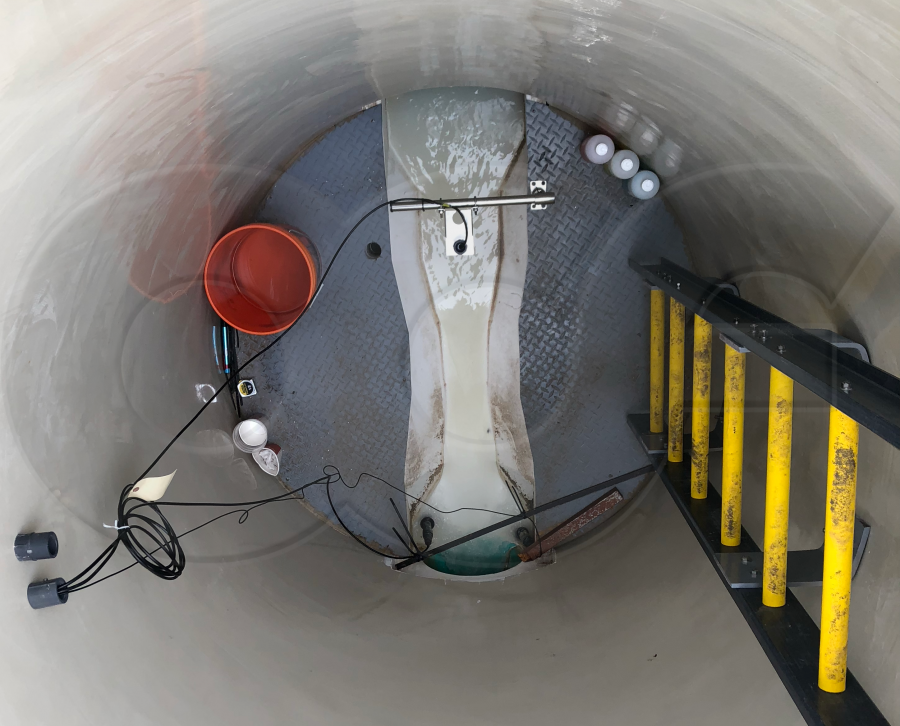 2-Inch 30 Degree WSC Trapezoidal Flume Manhole