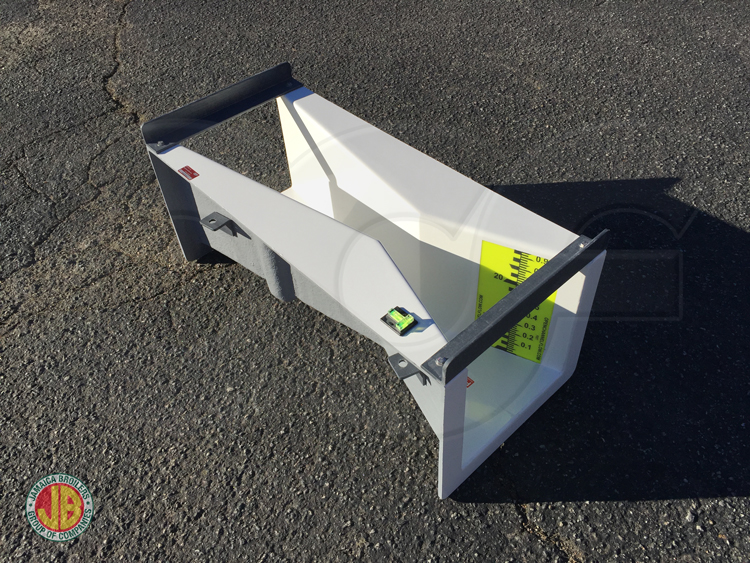 Ortho View of 36-Inch x 4-Inch Fiberglass Cutthroat Flume