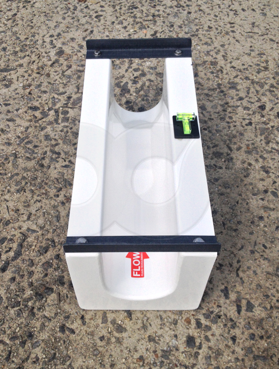 palmer bowlus flume fiberglass construction 4 inch inlet end view