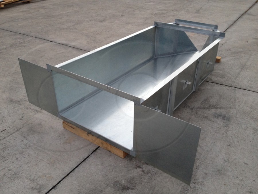 Inlet Bulkhead on a Galvanized Steel H Flume