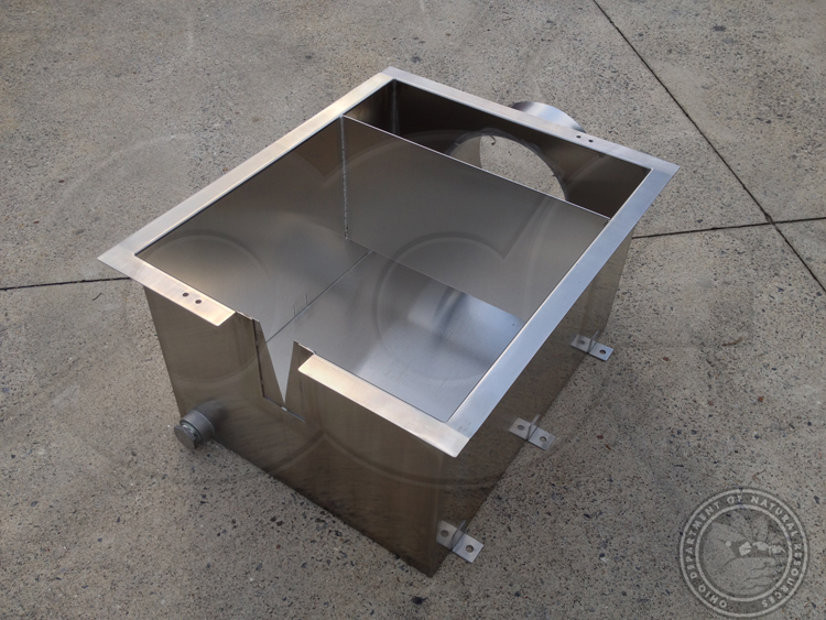 Stainless Steel Weir Box with Free-Spilling Discharge