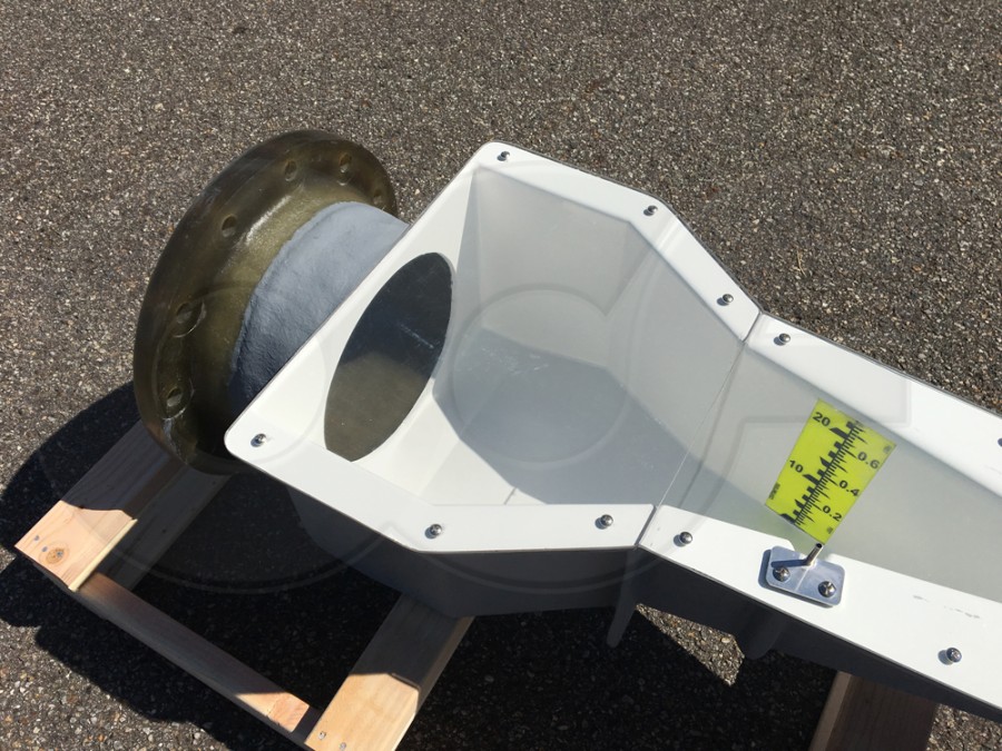 Close Up View of Clear Cover over Parshall Flume End Adapter