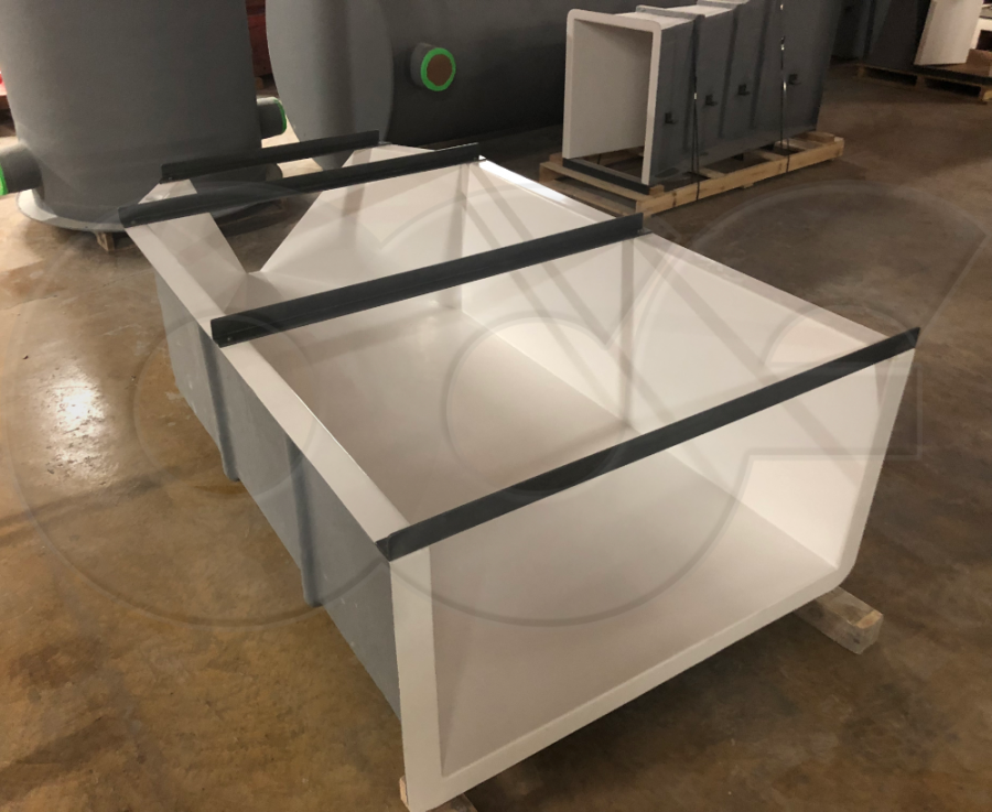 Fiberglass 2.5-Foot H Flume with Integral Approach Section