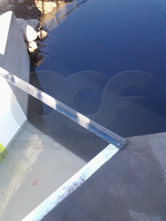 parshall flume fiberglass construction concrete wing walls inlet
