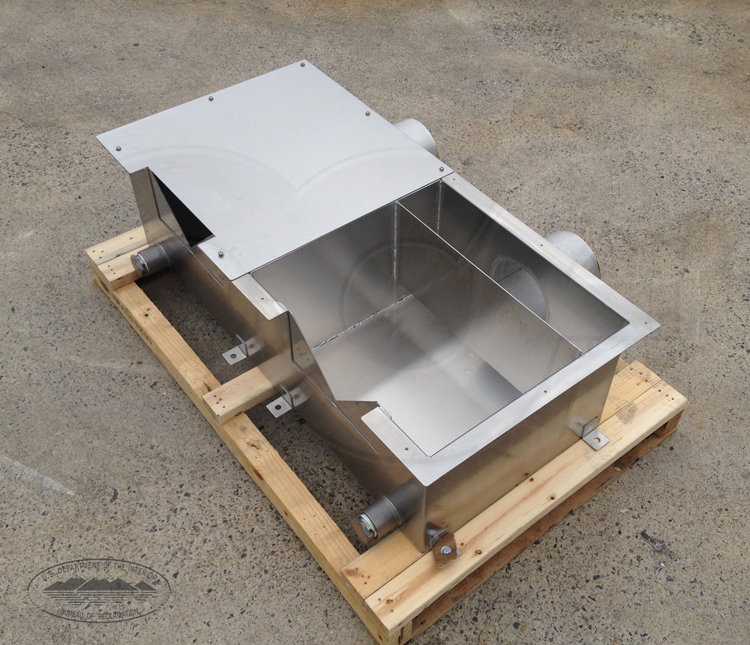 Dual Compartment Weir Box with Cover