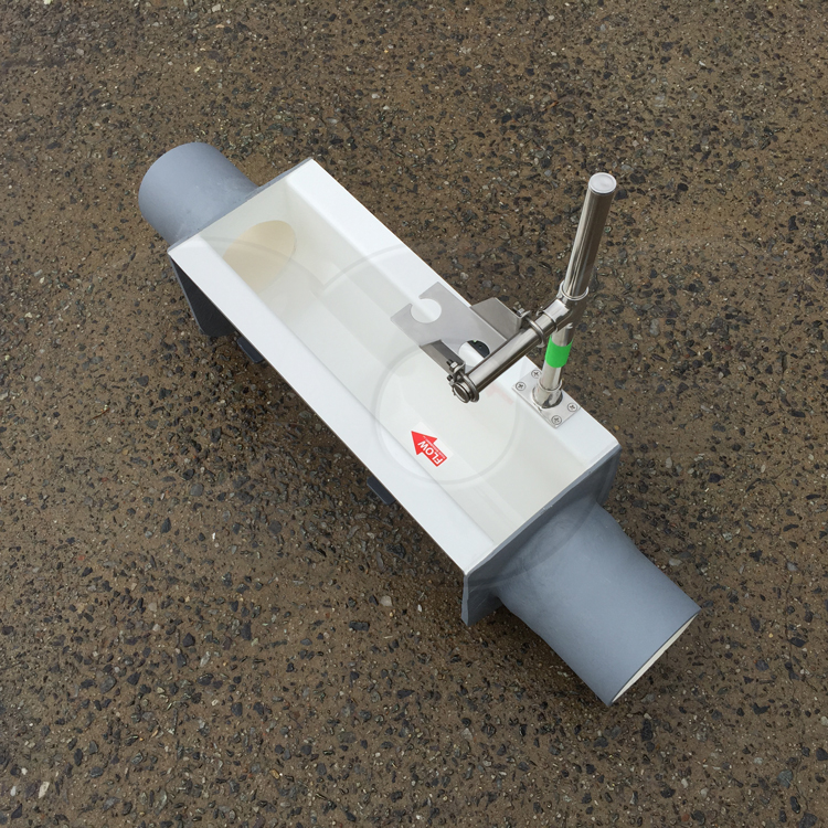 ultrasonic bracket mounted on 8-inch palmer bowlus flume