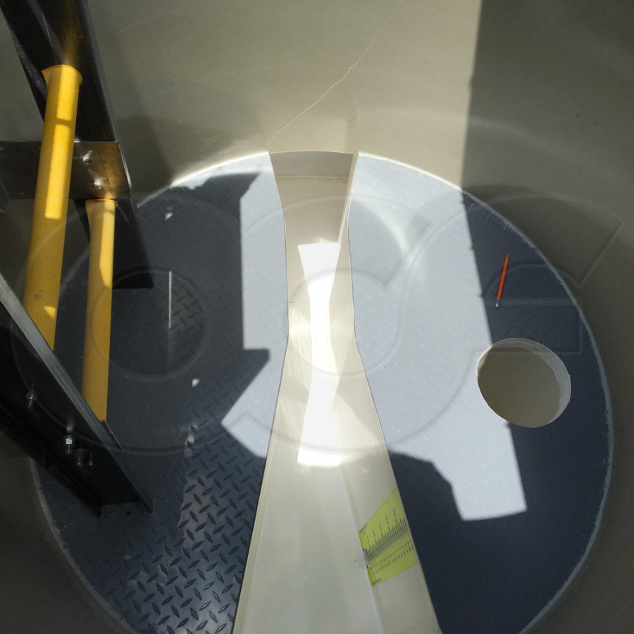 Detached Stilling Well in a Parshall Flume Manhole