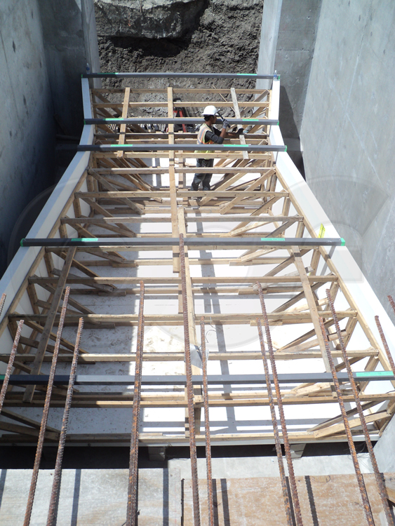 parshall flume fiberglass construction installation cribbing