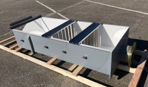 1.5-Foot H Flume with Tranquilizer Racks