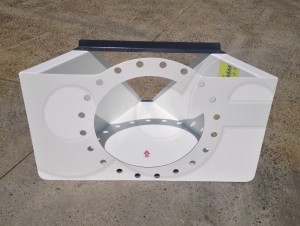 Flanged Bulkhead on a 2-Foot H Flume