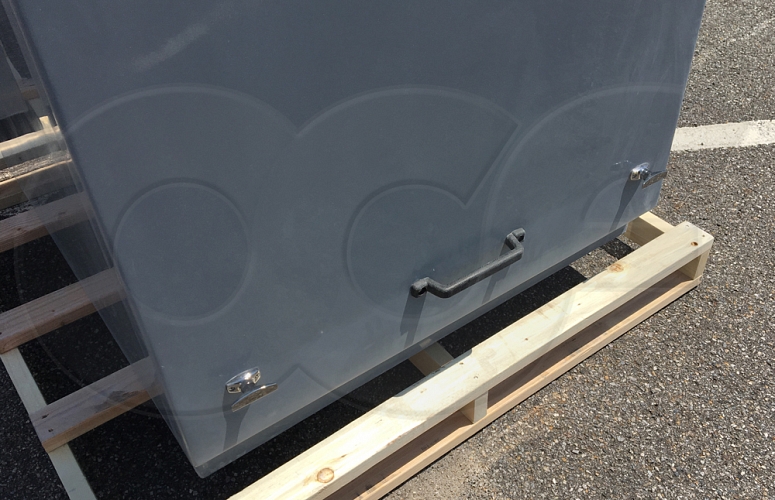 Gemini enclsoure door & lock detail