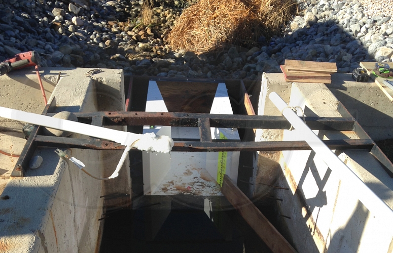 Slide for Cutthroat Flumes